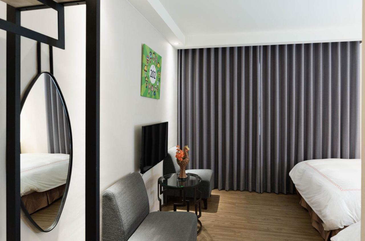 Tianli Hotel Tainan Zewnętrze zdjęcie